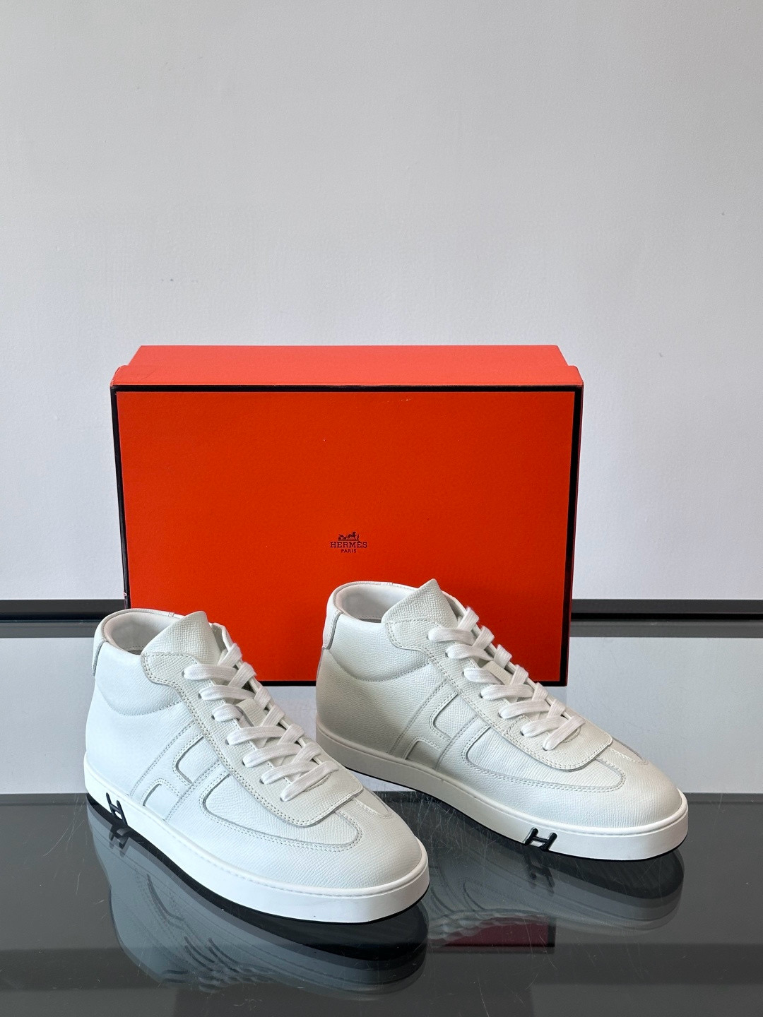 에르메스 Hermes Kelly 스니커즈