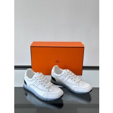 에르메스 Hermes Walkrunner 스니커즈