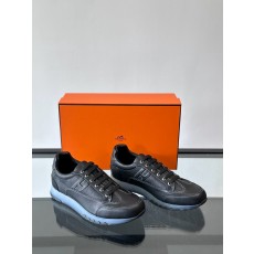 에르메스 Hermes Walkrunner 스니커즈