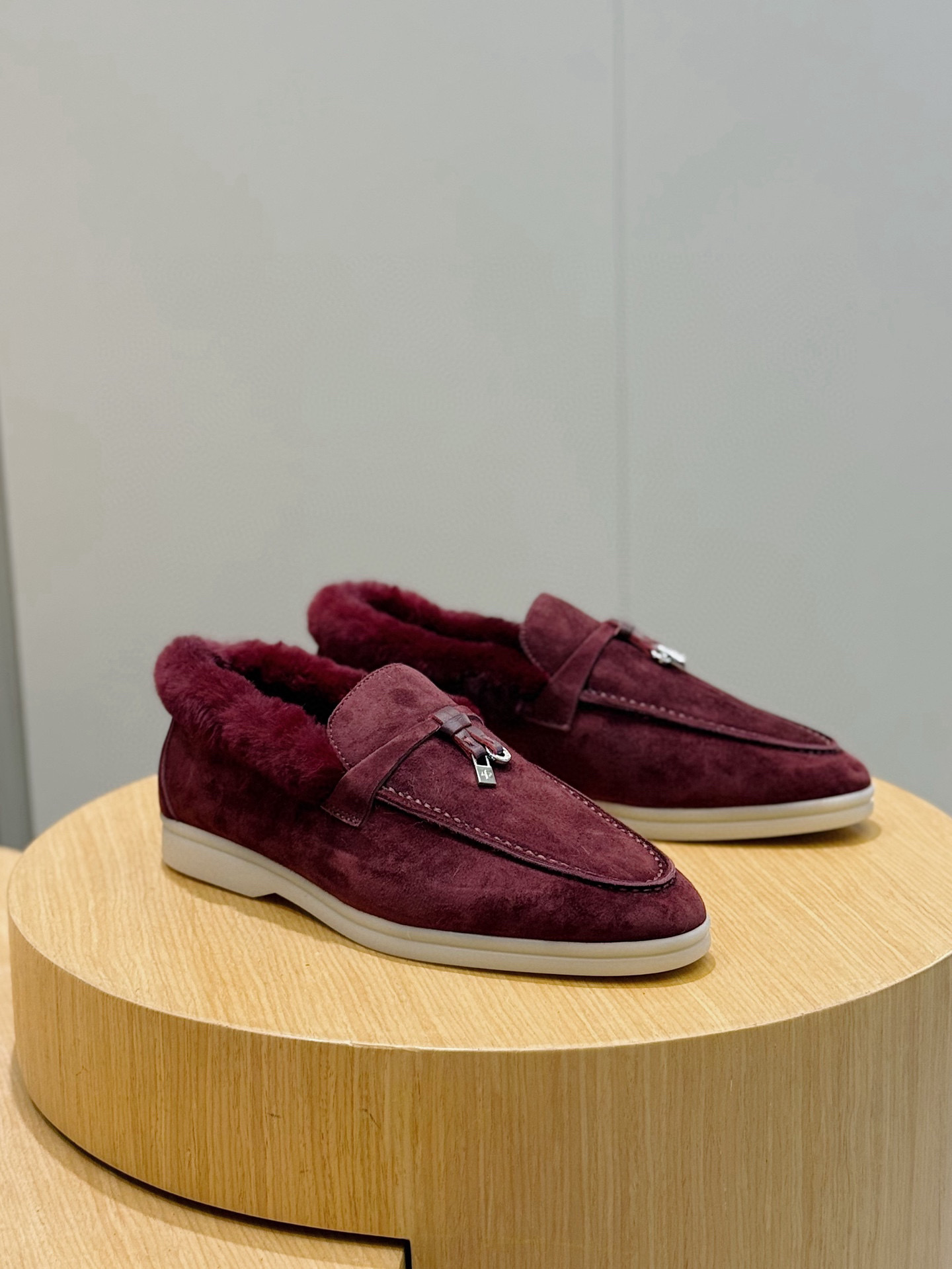 로로피아나 Loro Piana Open Walk 로퍼 슈즈