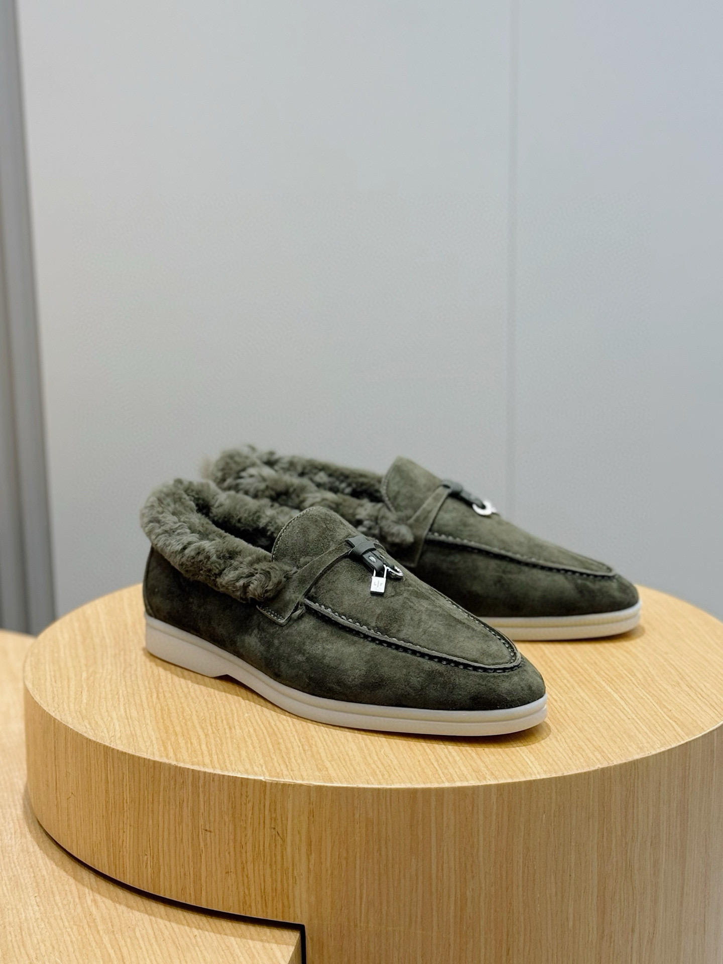 로로피아나 Loro Piana Open Walk 로퍼 슈즈