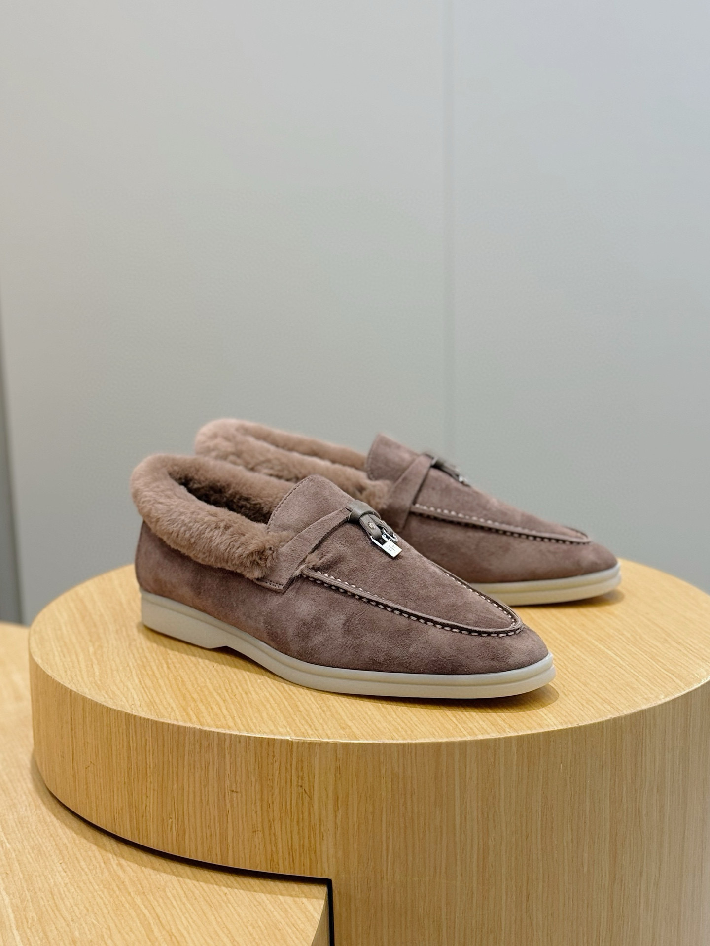 로로피아나 Loro Piana Open Walk 로퍼 슈즈