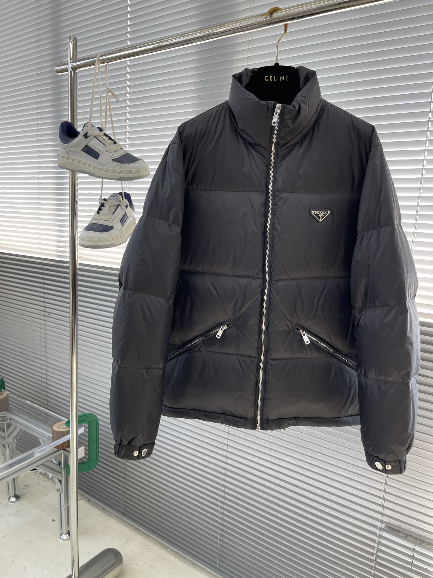 프라다 Prada 다운재킷