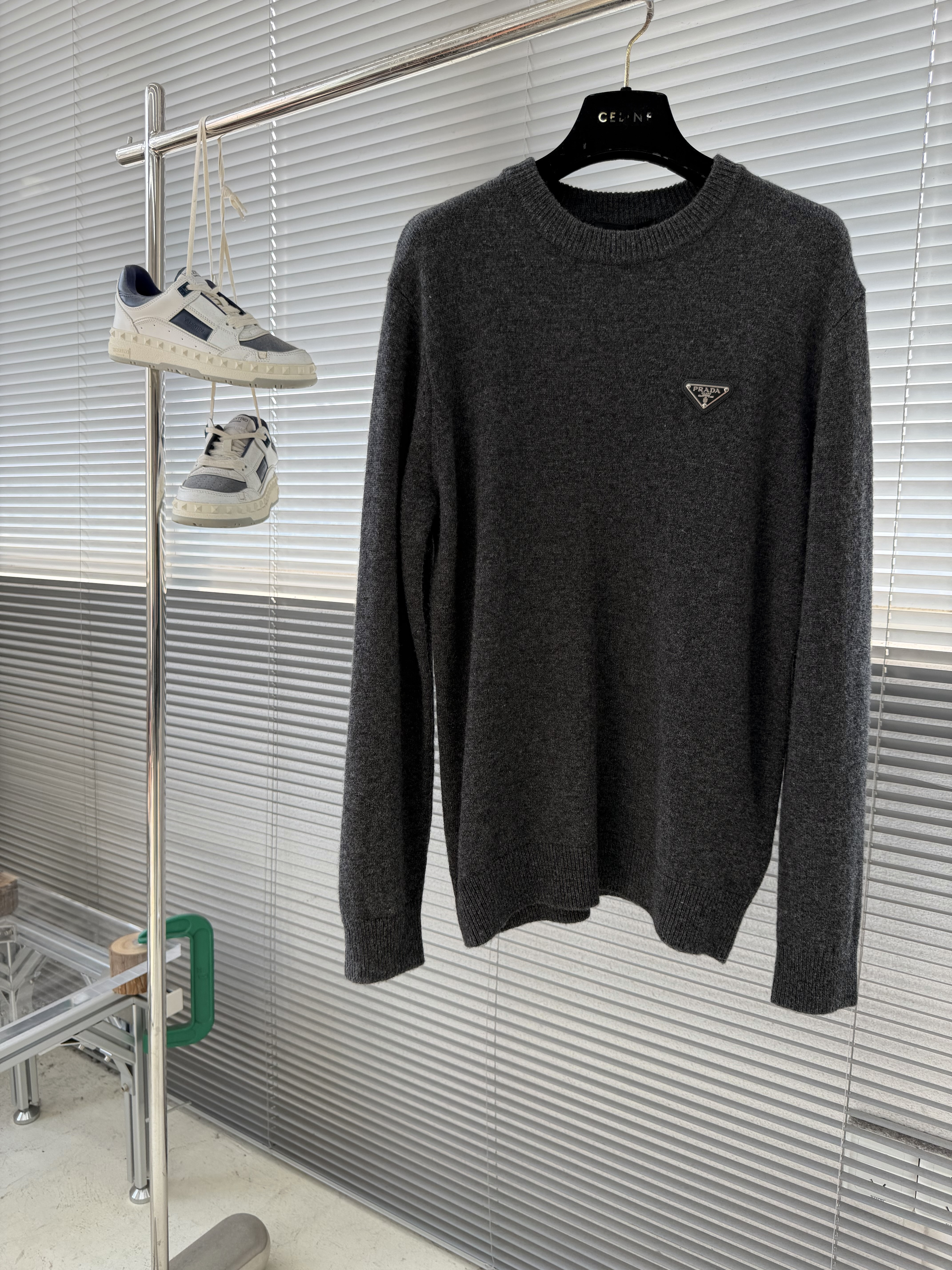 프라다 Prada 스웨터