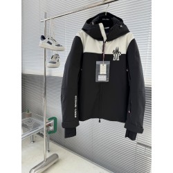 몽클레어 Moncler Grenoble Arcesaz 다운재킷