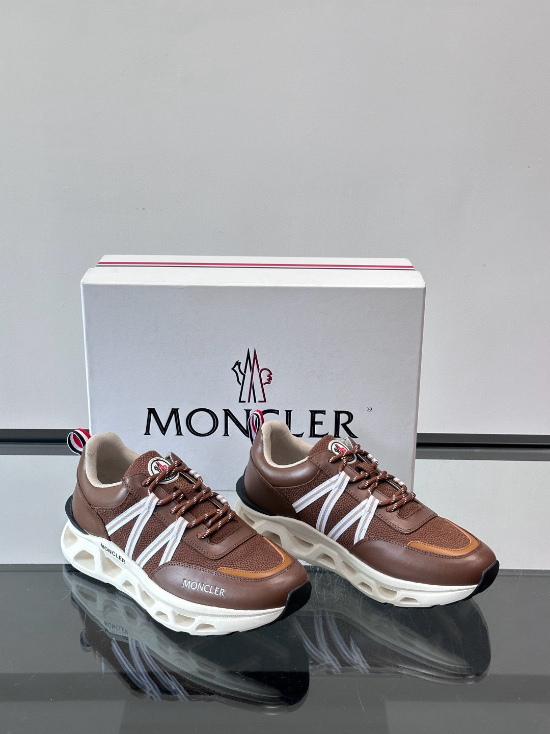 몽클레어 Moncler 스니커즈