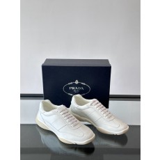 프라다 Prada 스니커즈 White