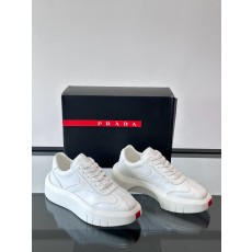 프라다 Prada 스니커즈 White