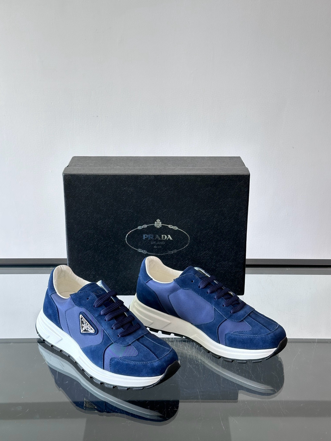 프라다 Prada 스니커즈