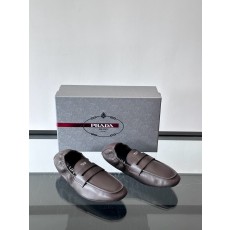 프라다 Prada 로퍼 슈즈