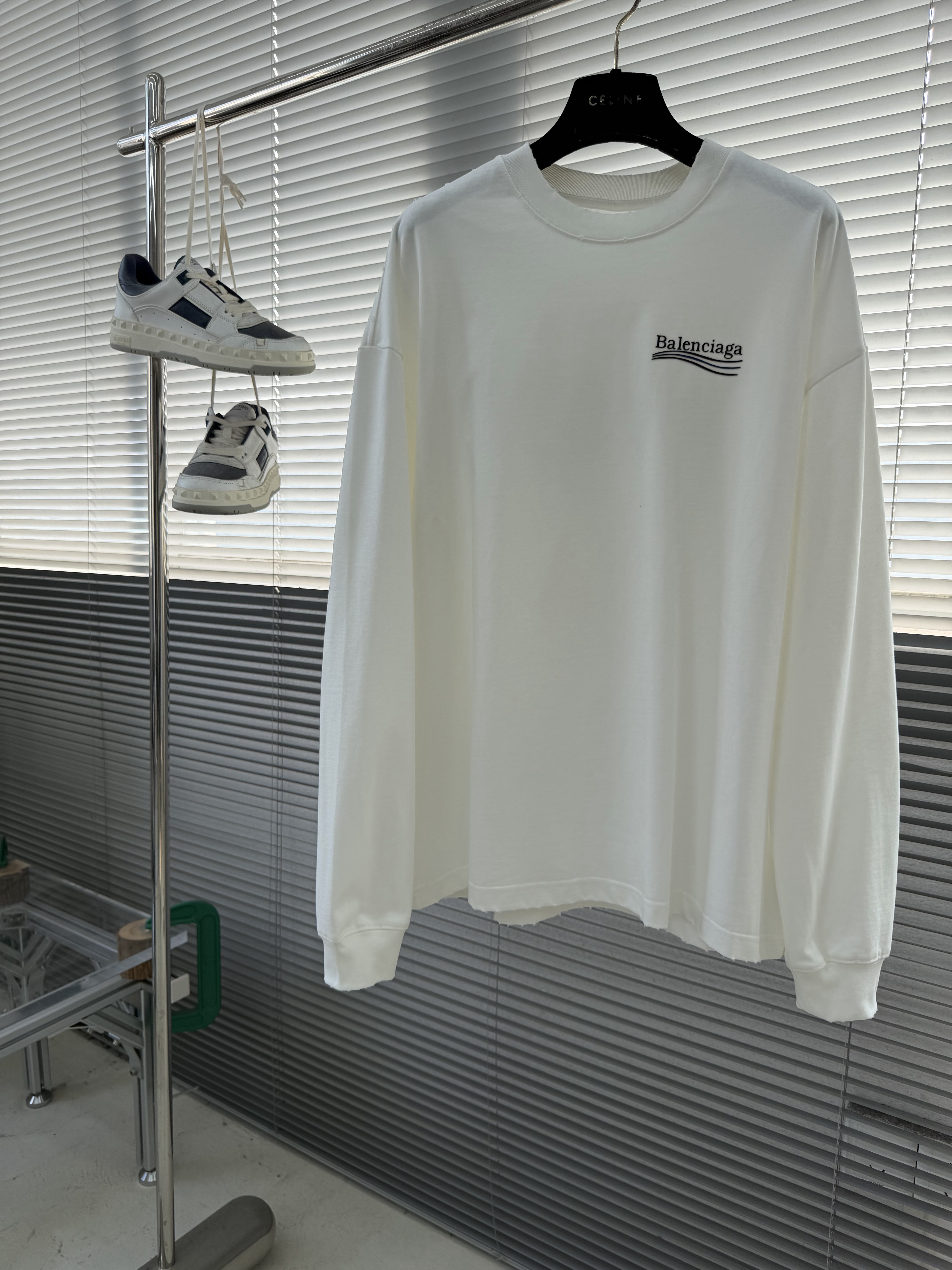 발렌시아가 Balenciaga 긴팔 티셔츠