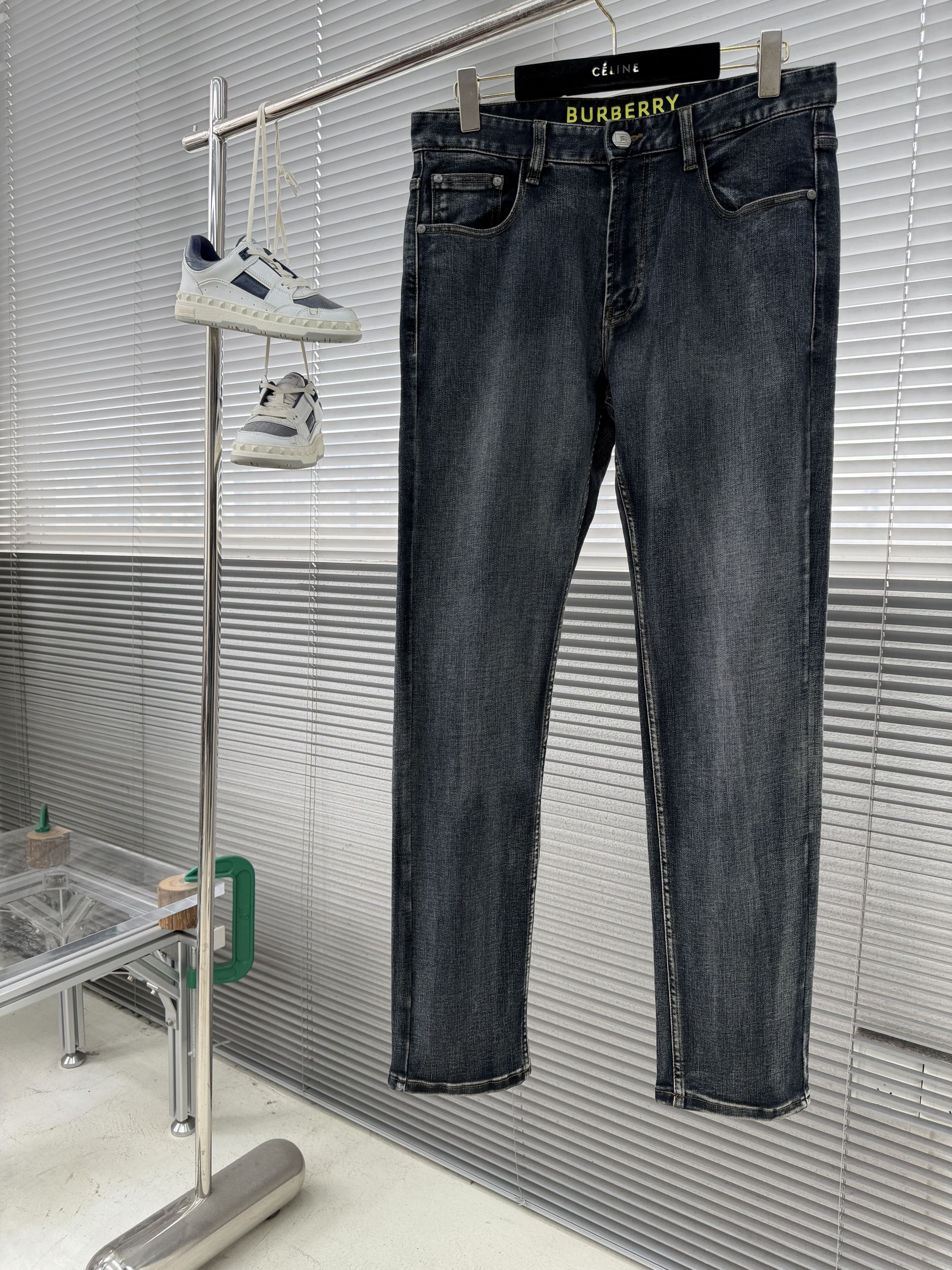 버버리 Burberry 청바지