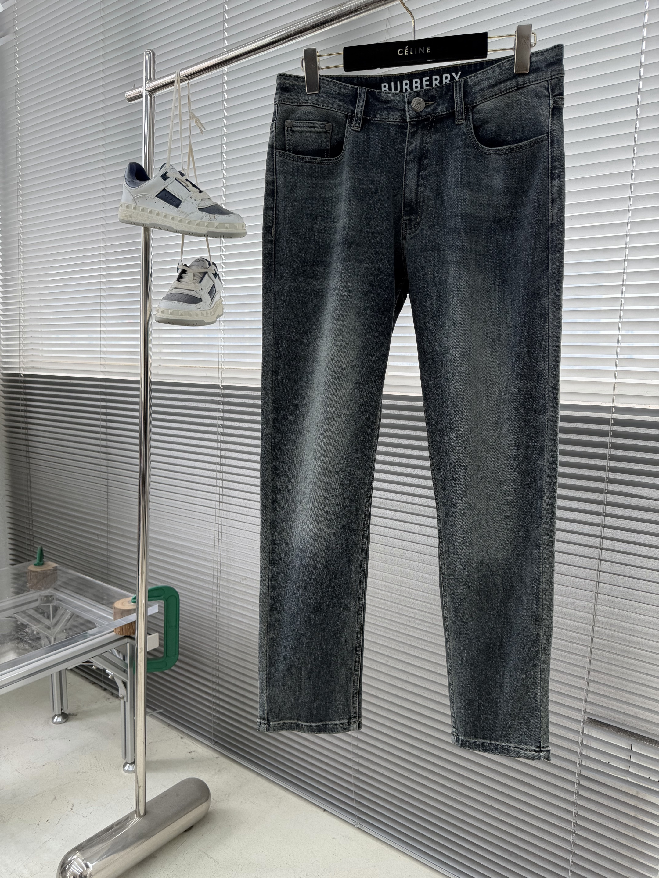 버버리 Burberry 청바지