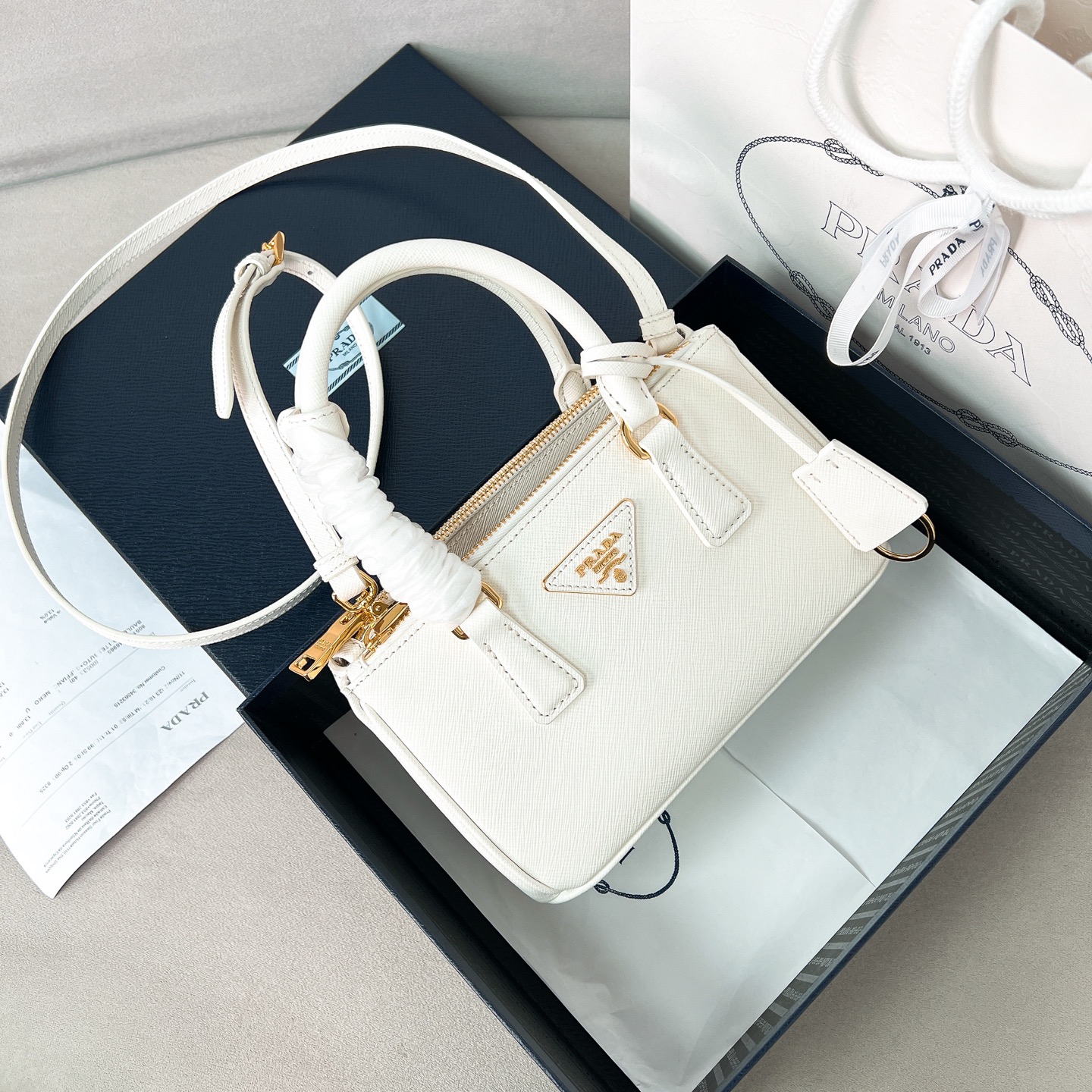 프라다 Prada 1BA916 갤러리아 사피아노 가죽 미니백 21cm