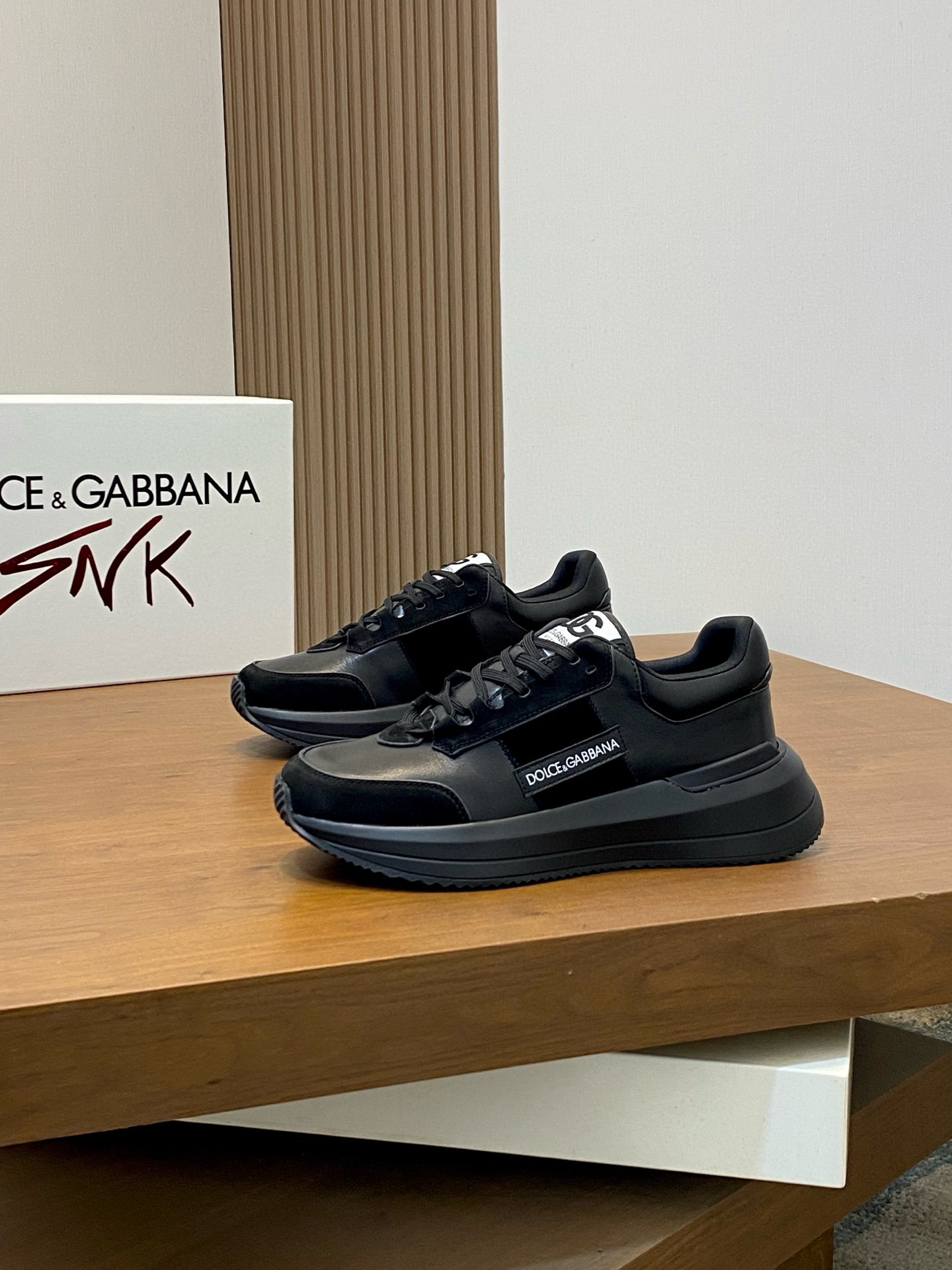 돌체앤가바나 Dolce&Gabbana Cushion 스니커즈