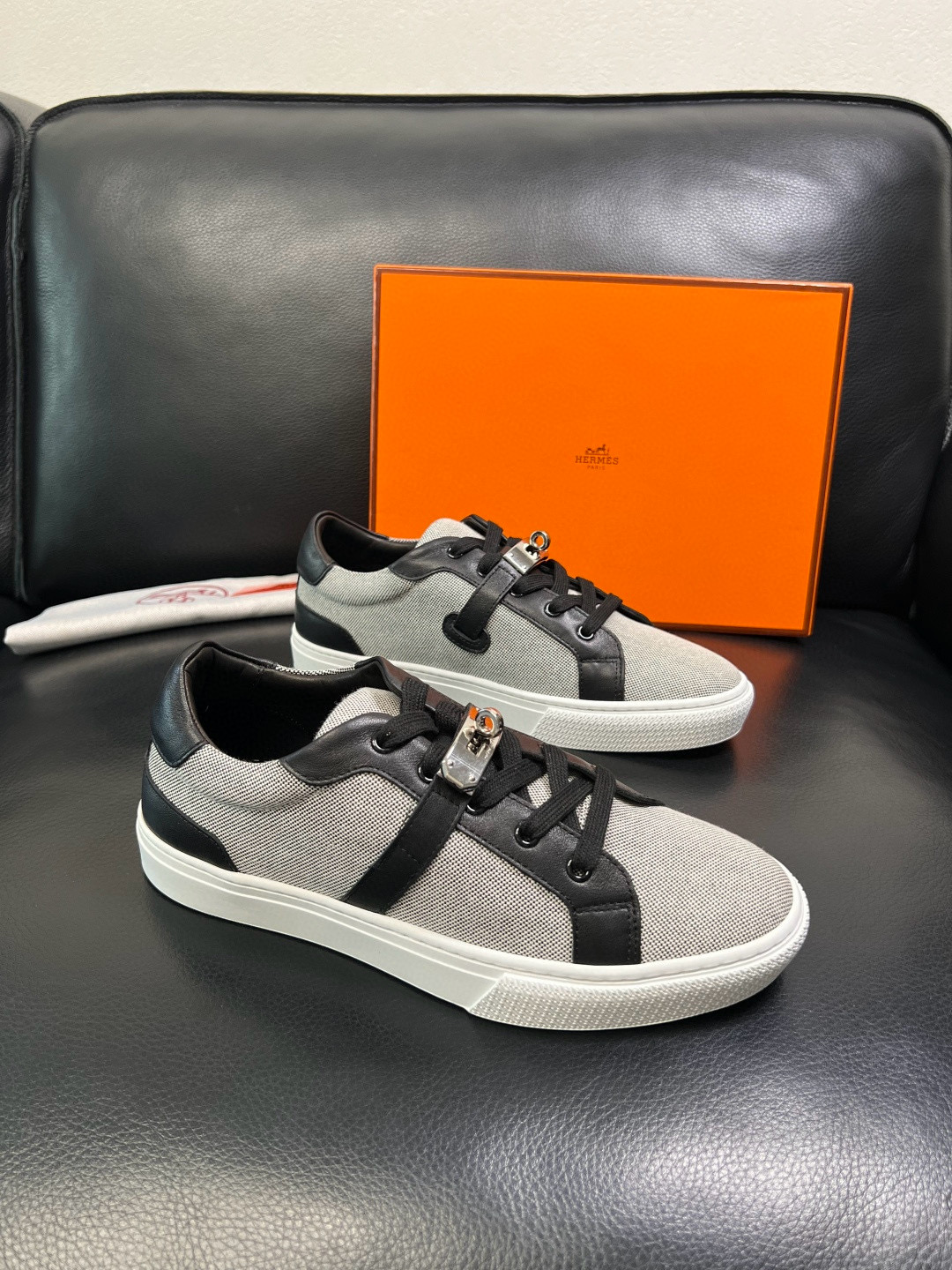 에르메스 Hermes 스니커즈