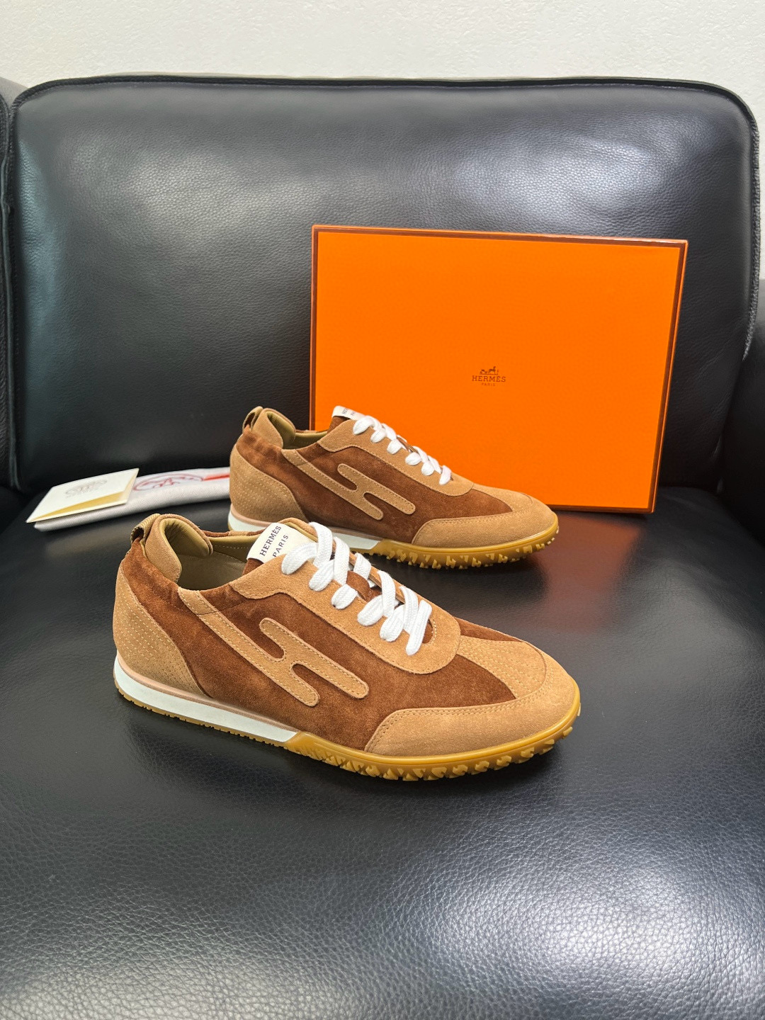 에르메스 Hermes 스니커즈