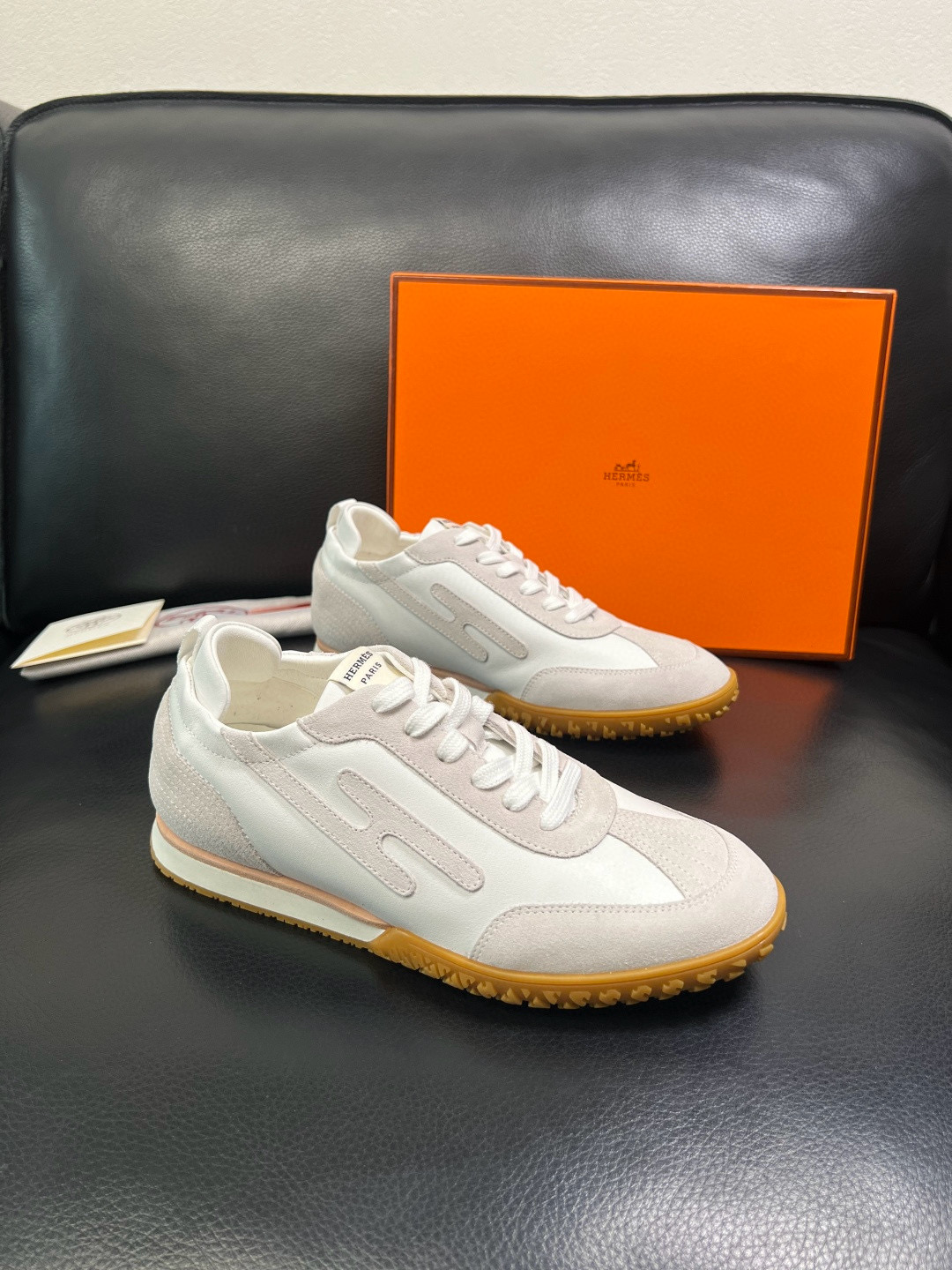 에르메스 Hermes 스니커즈