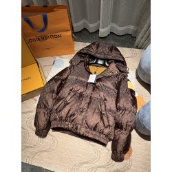 루이비통 Louis Vuitton 다운재킷