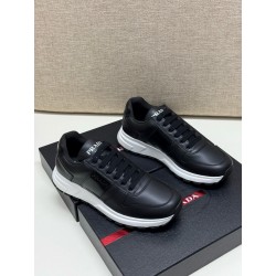 프라다 Prada 스니커즈