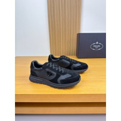 프라다 Prada 스니커즈