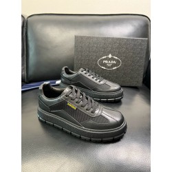 프라다 Prada 스니커즈