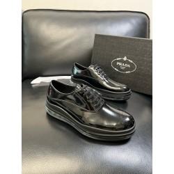 프라다 Prada 스니커즈