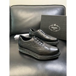 프라다 Prada 스니커즈