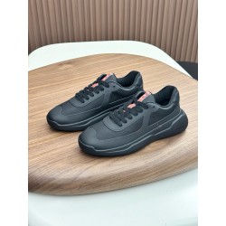 프라다 Prada 스니커즈