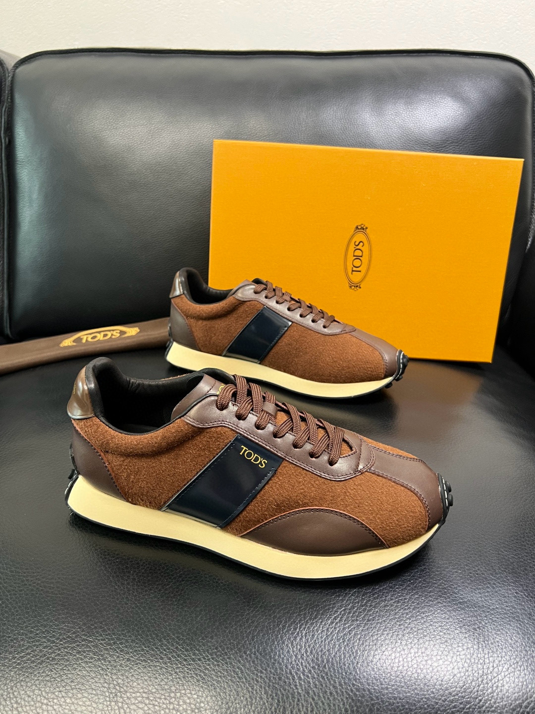 토즈 TOD'S 스니커즈