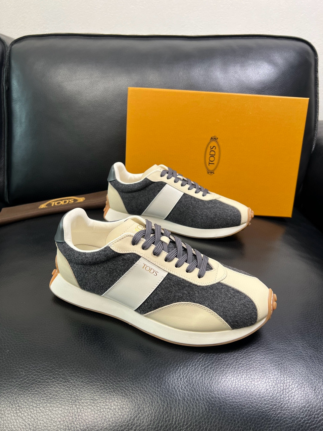 토즈 TOD'S 스니커즈