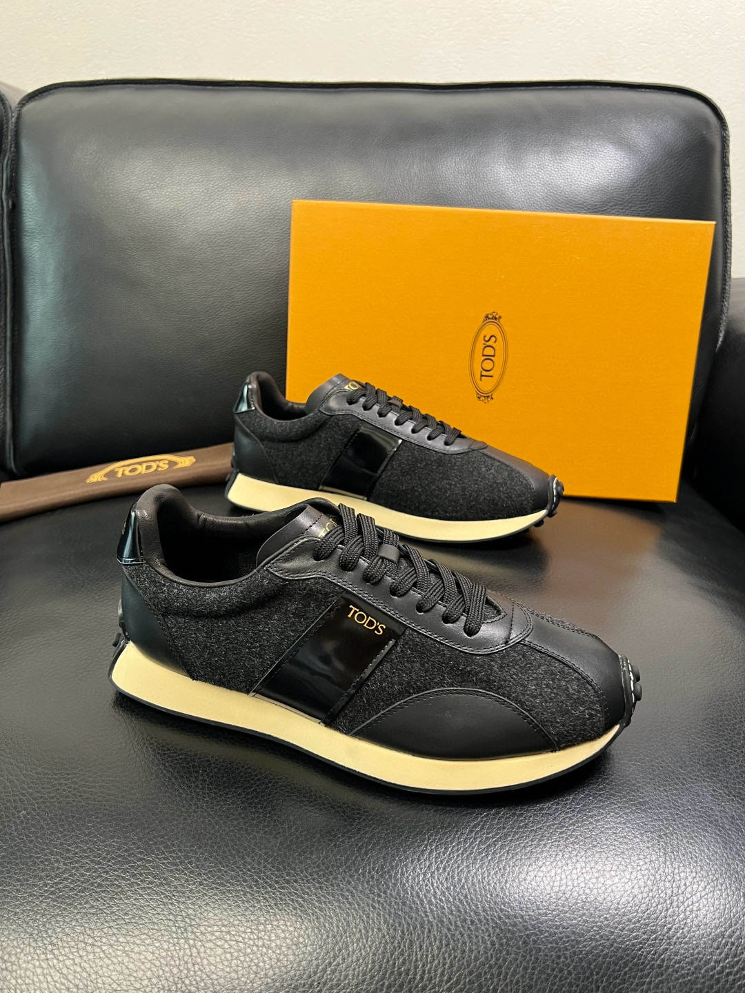 토즈 TOD'S 스니커즈