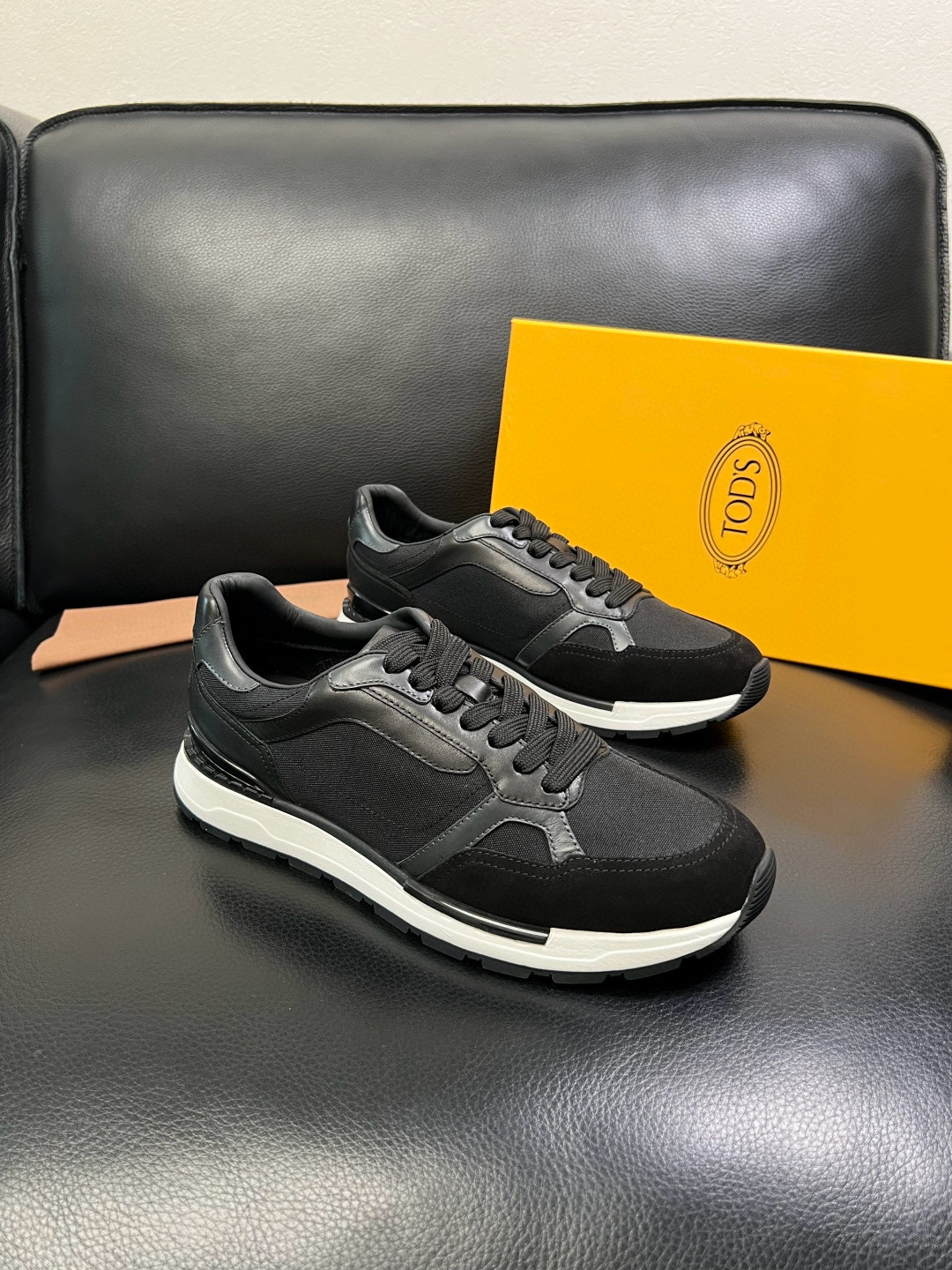 토즈 TOD'S 스니커즈