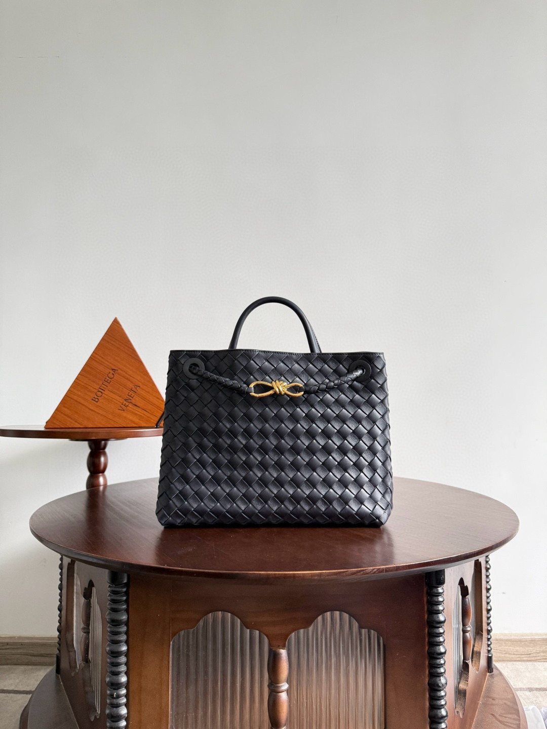 보테가 베네타 Bottega Veneta 743572 Andiamo 32cm