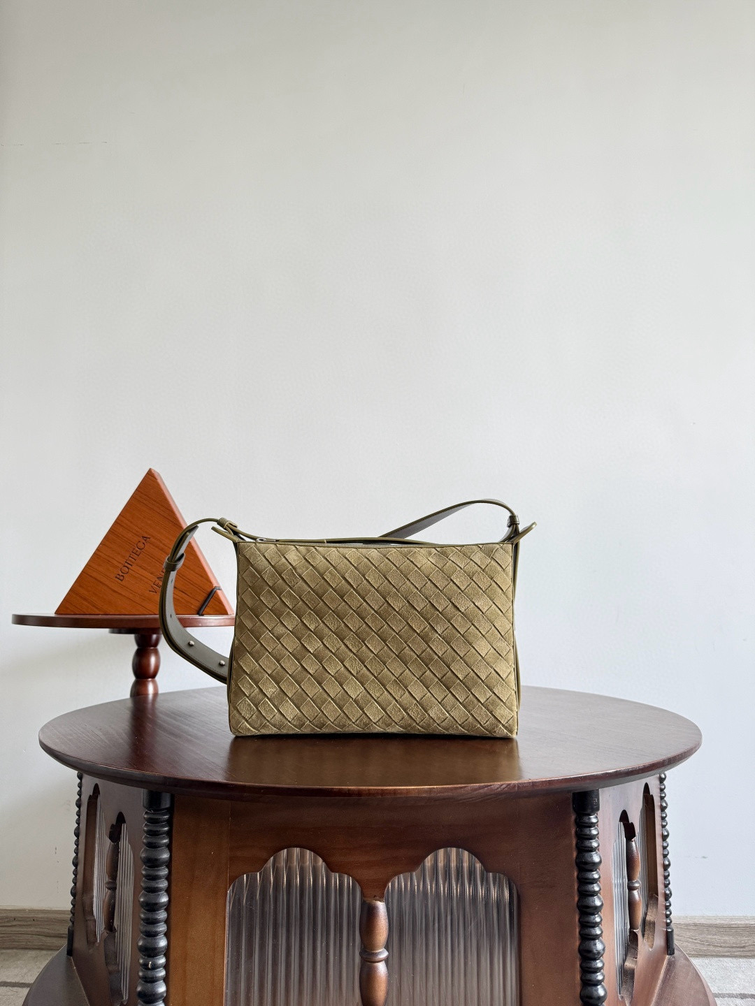 보테가베네타 Bottega Veneta 836016 Intrecciato Tribeca Top Handle 30.5cm