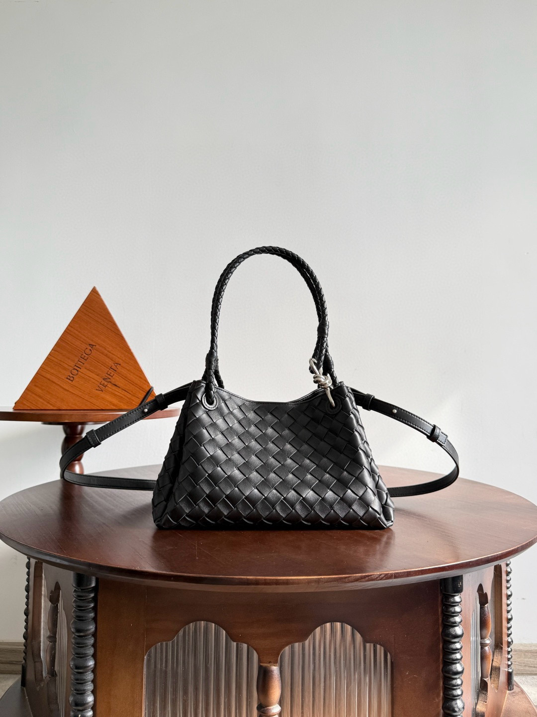 테가베네타 Bottega Veneta 835921 Parachute 29.5cm