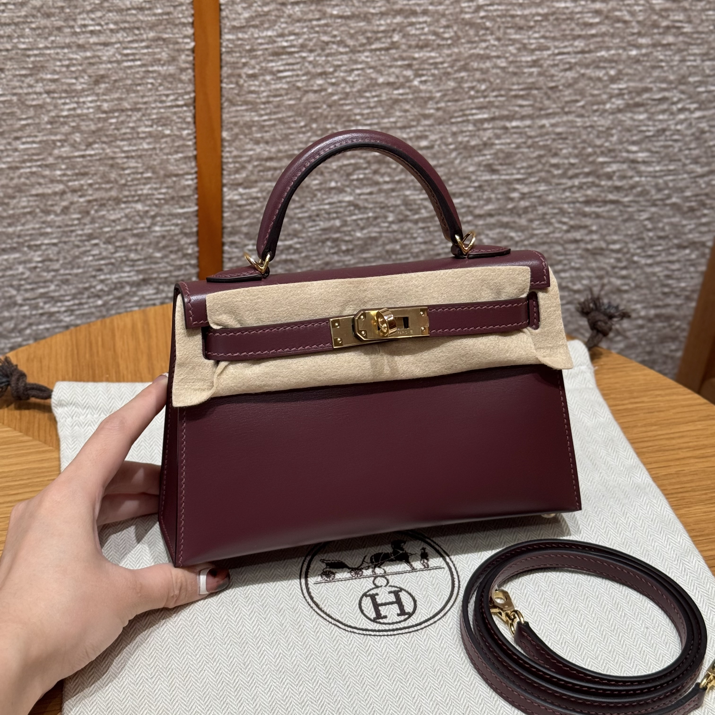 에르메스 Hermes Mini Kelly 19cm Box OG Rouge Sellier/gold