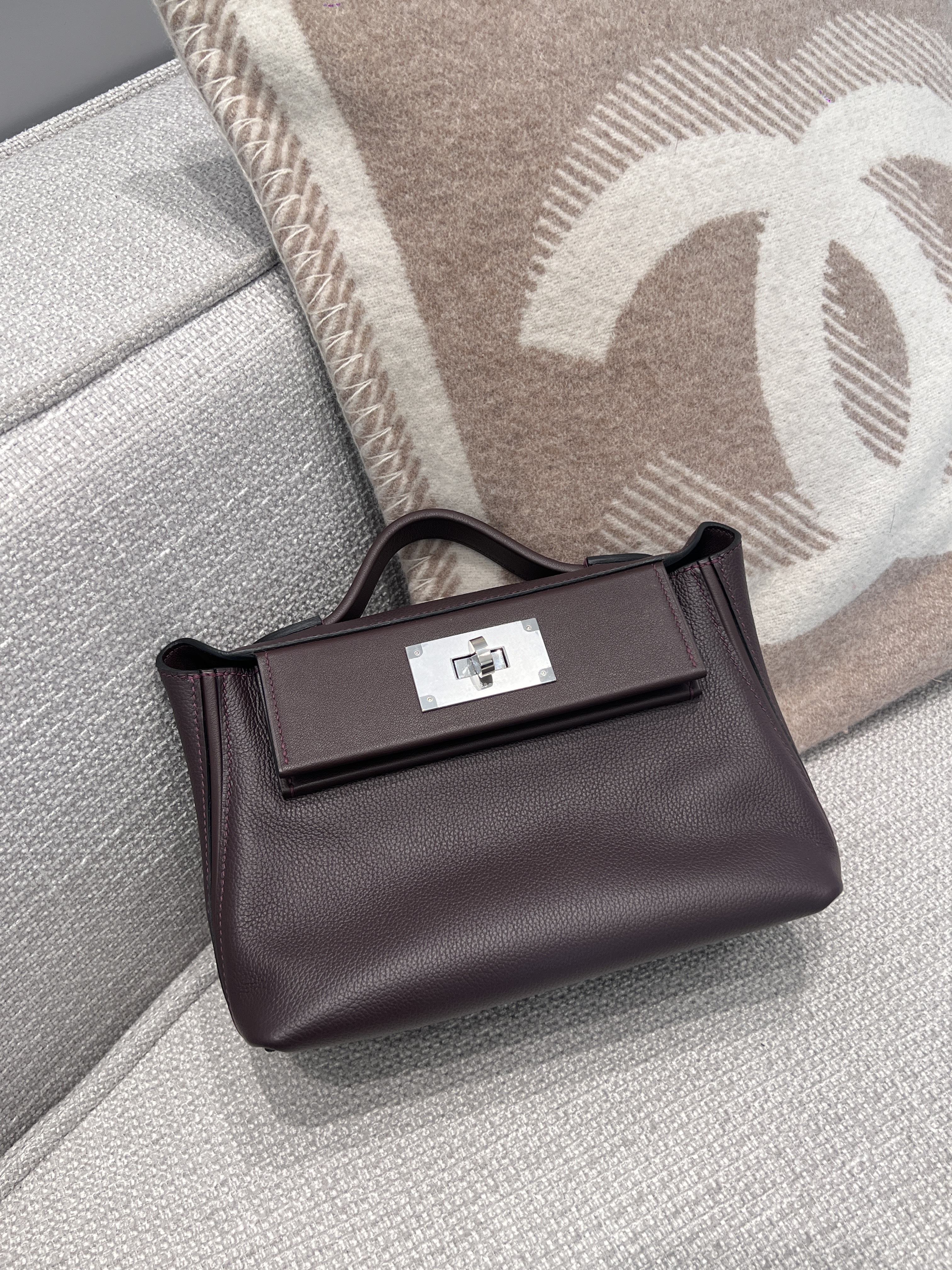 에르메스 Hermes Kelly 2424 Mini Evercolor 0G Rouge Sellier/silver