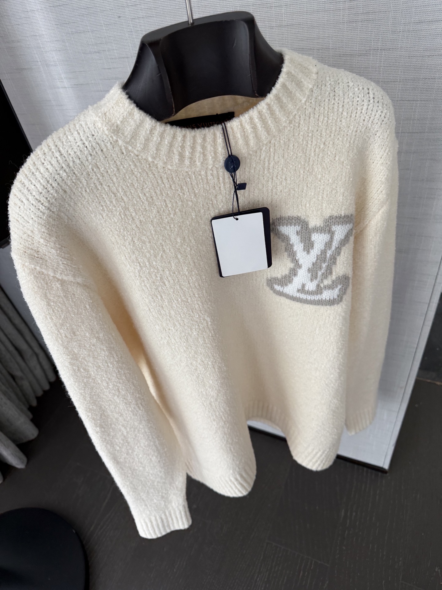 루이비통 Louis Vuitton 스웨터