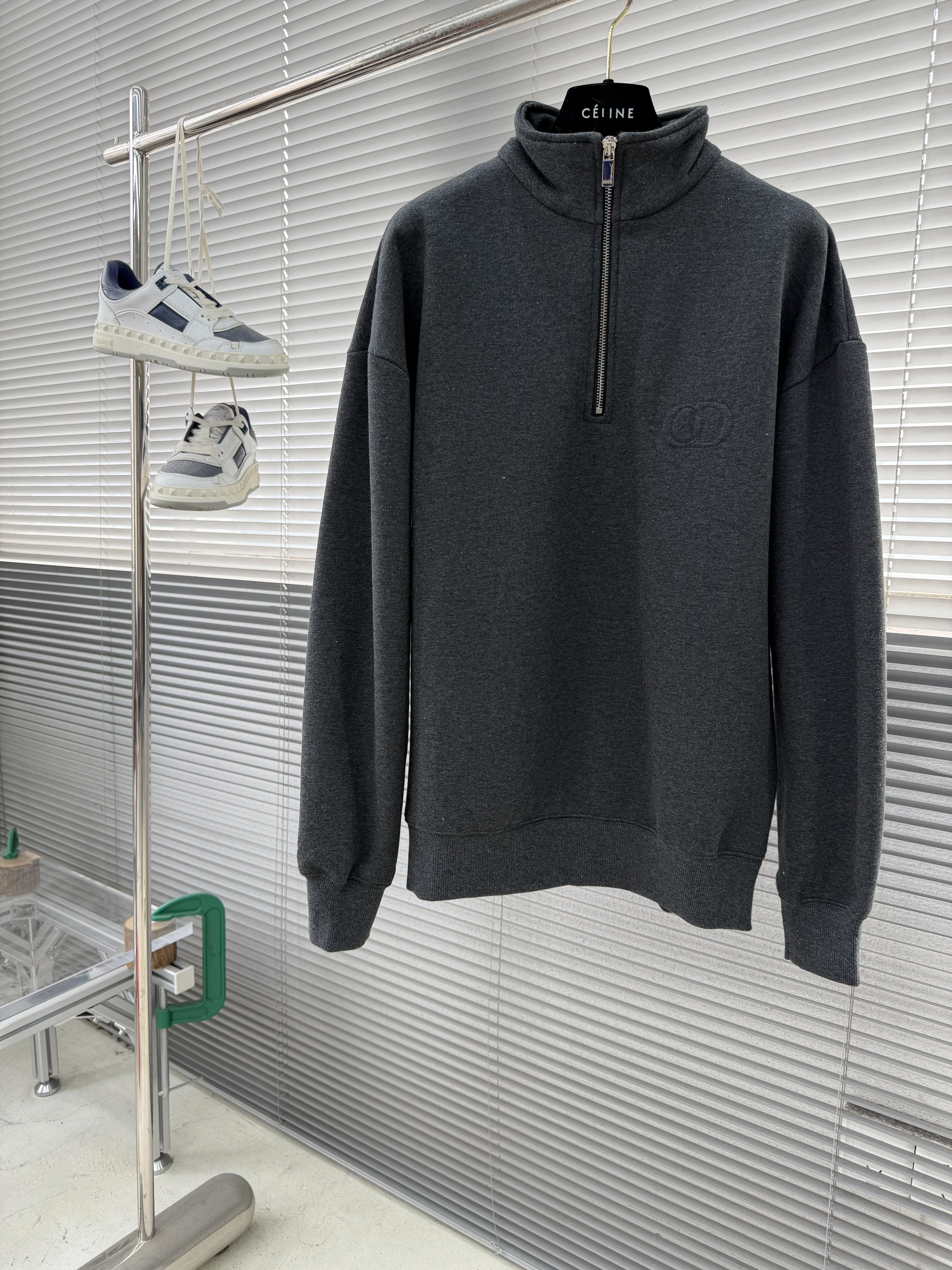 디올 Dior Lcon 맨투맨