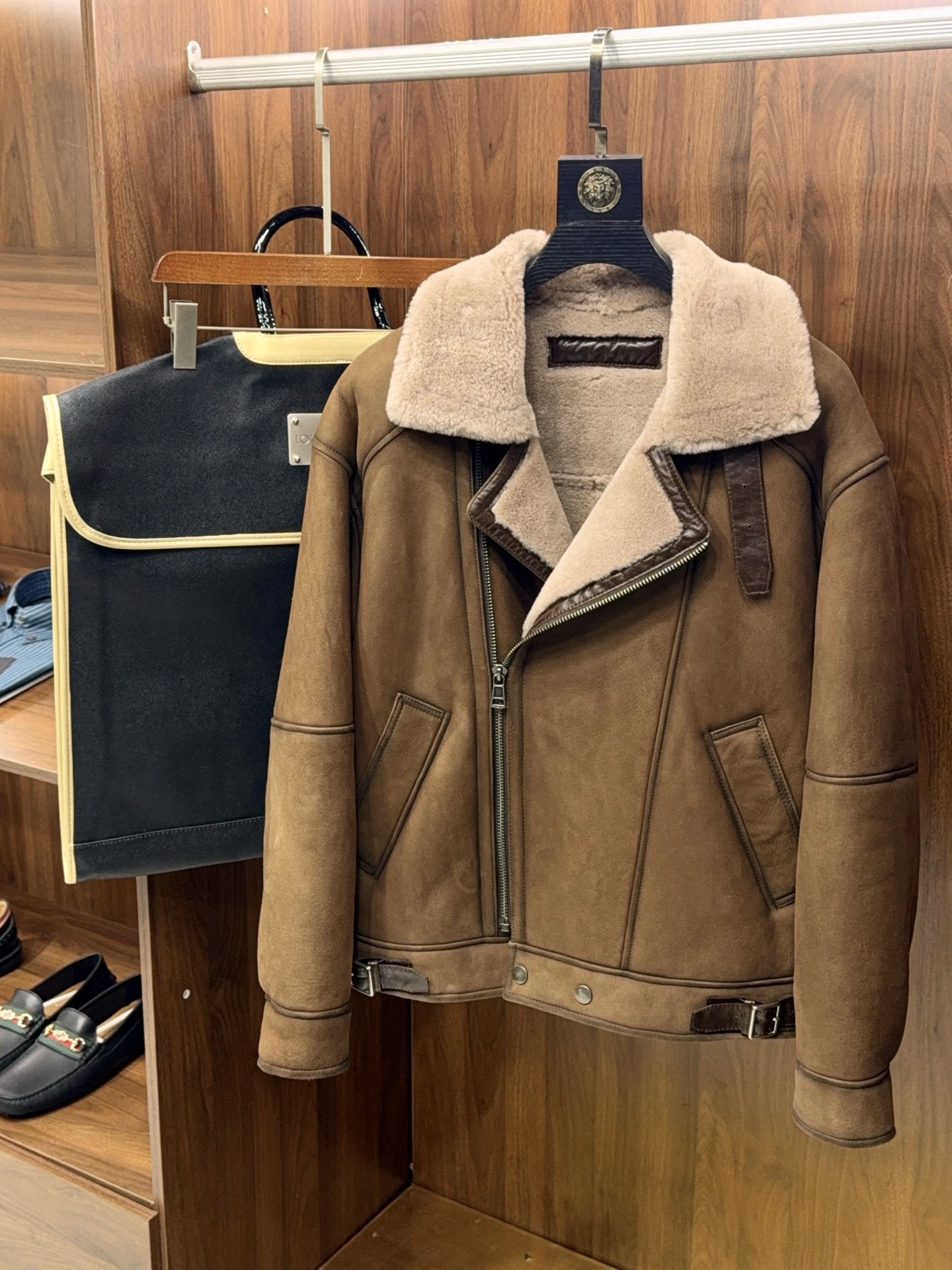 루이비통 Louis Vuitton 레더자켓