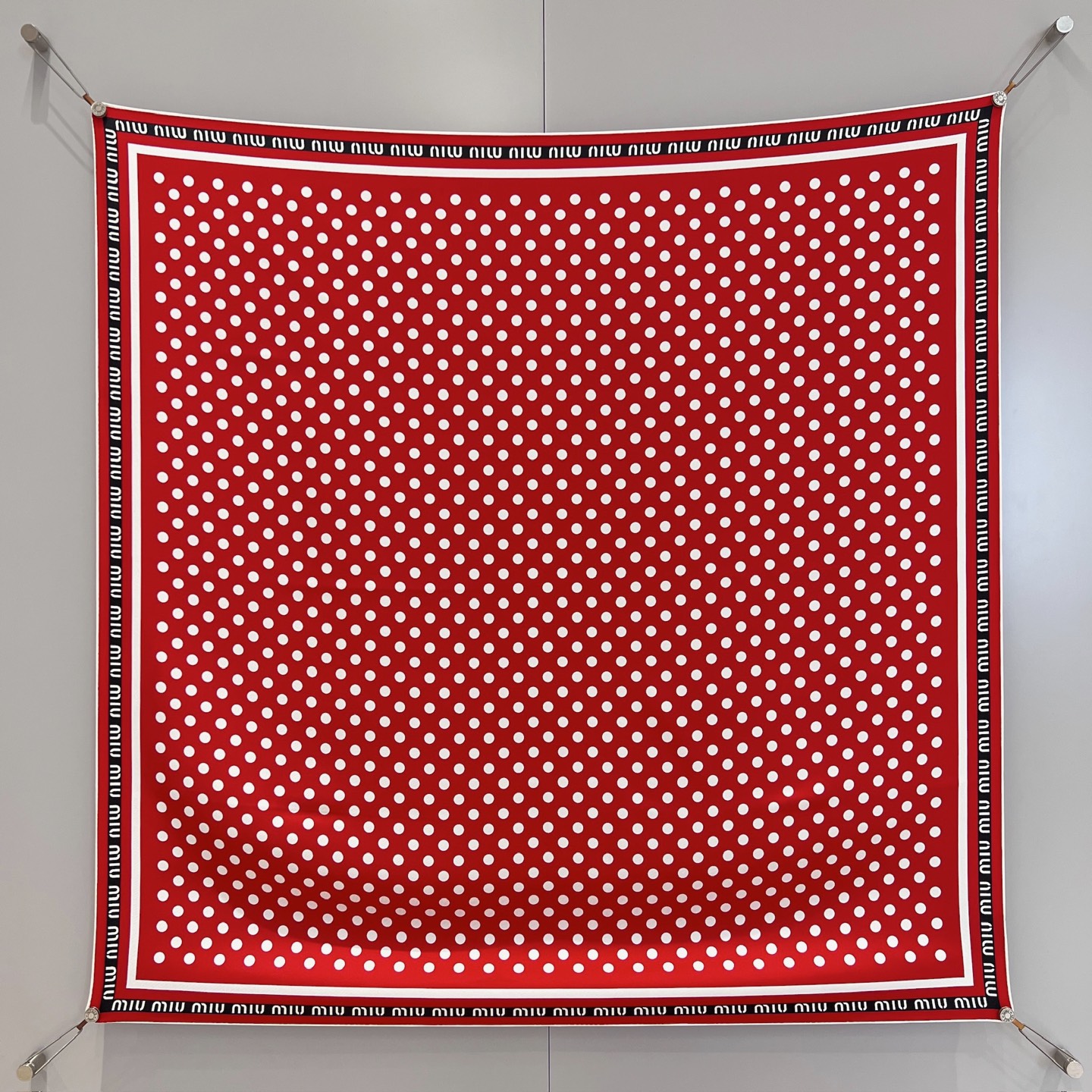 미우 미우 MIU MIU 스카프 90×90cm