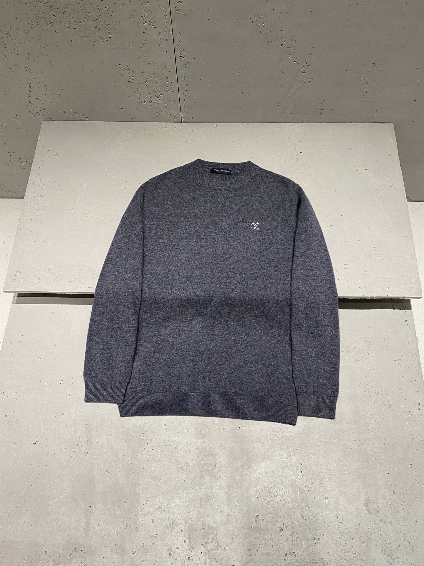 루이비통 Louis Vuitton 스웨터