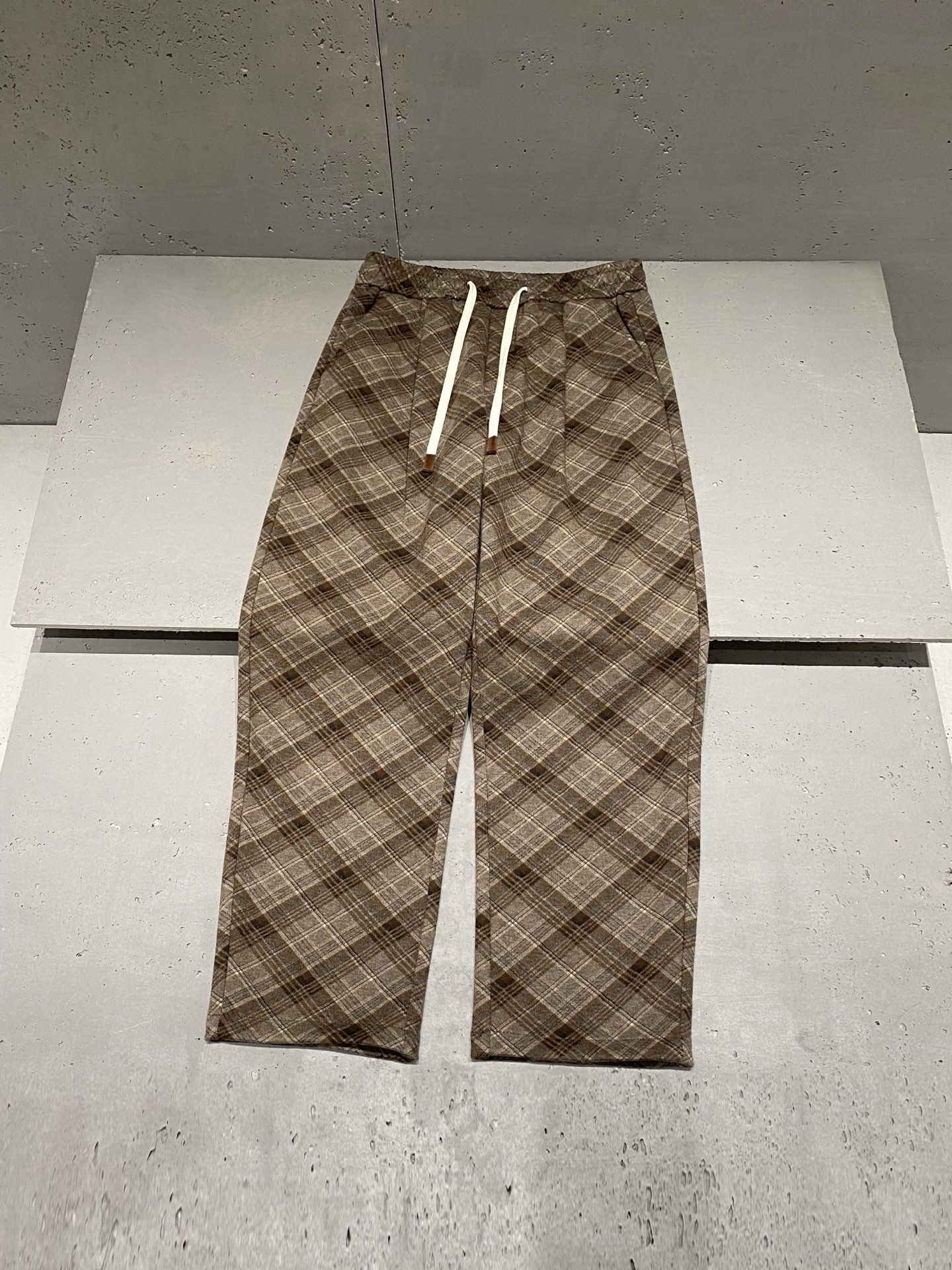 보테가베네타 Bottega Veneta 바지