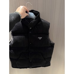 프라다 Prada 다운 베스트 조끼