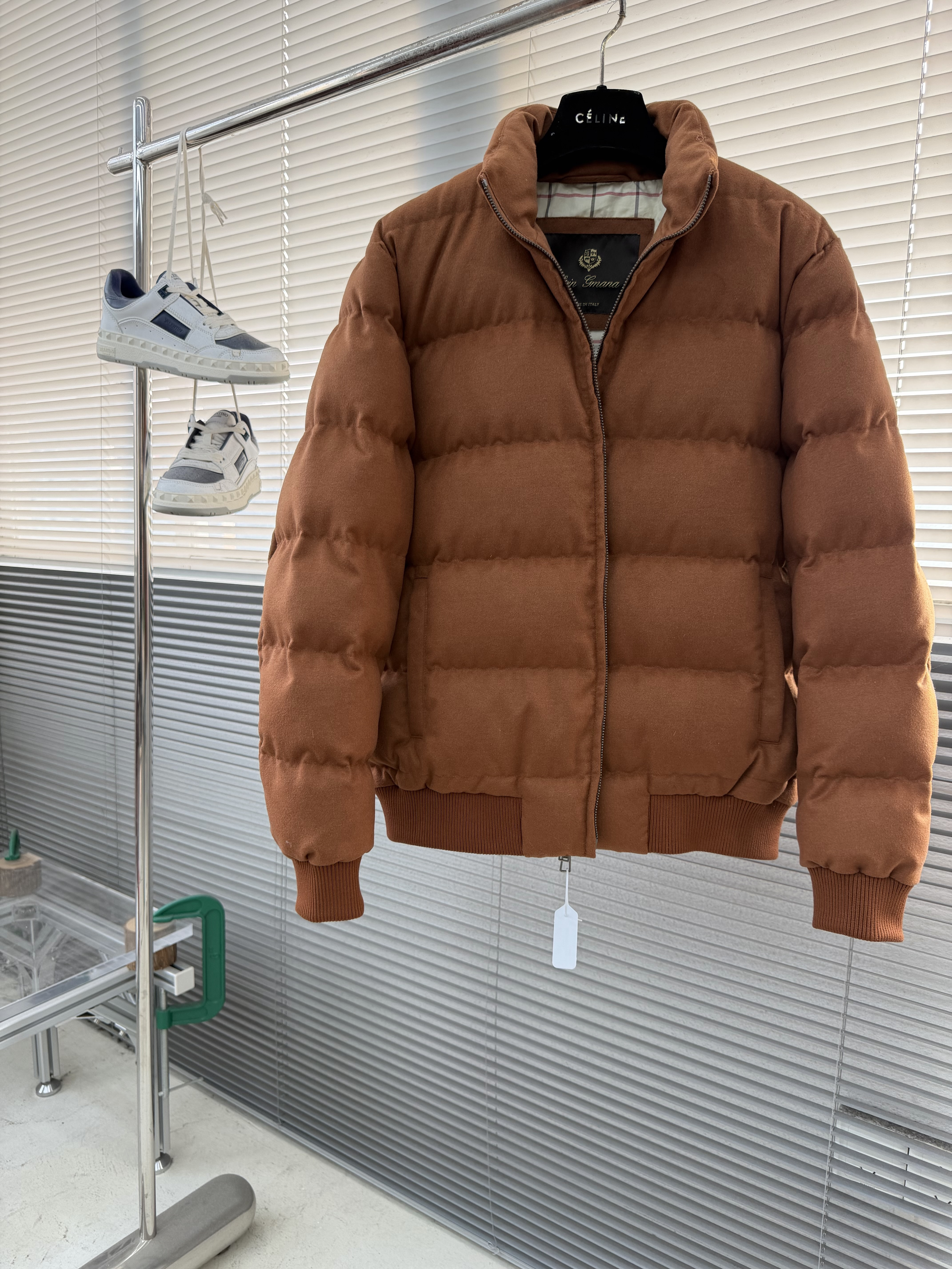 로로피아나 Loro Piana 다운재킷