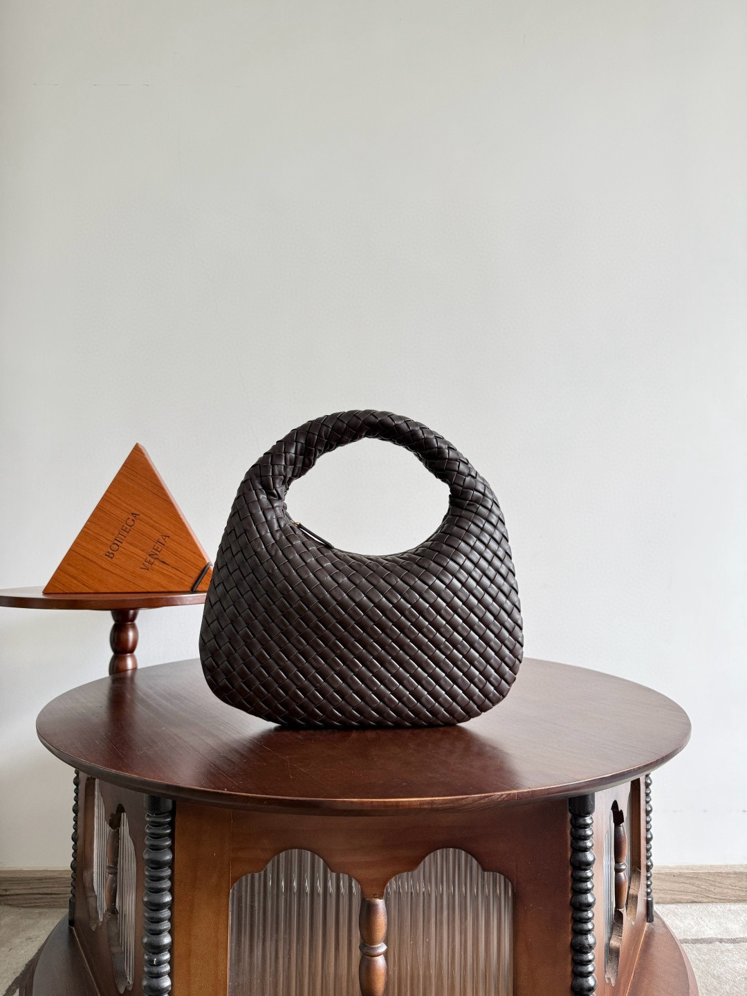 보테가베네타 Bottega Veneta 856736 Veneta 스몰 베네타 35cm