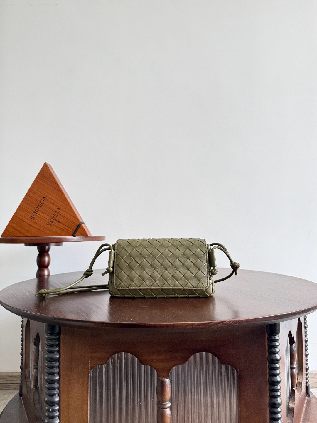 보테가베네타 Bottega Veneta 843893 Notturno 노뚜르노 21cm