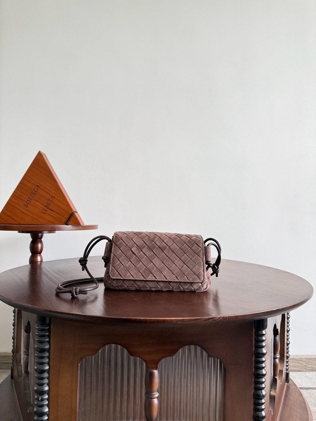 보테가베네타 Bottega Veneta 843893 Notturno 노뚜르노 21cm