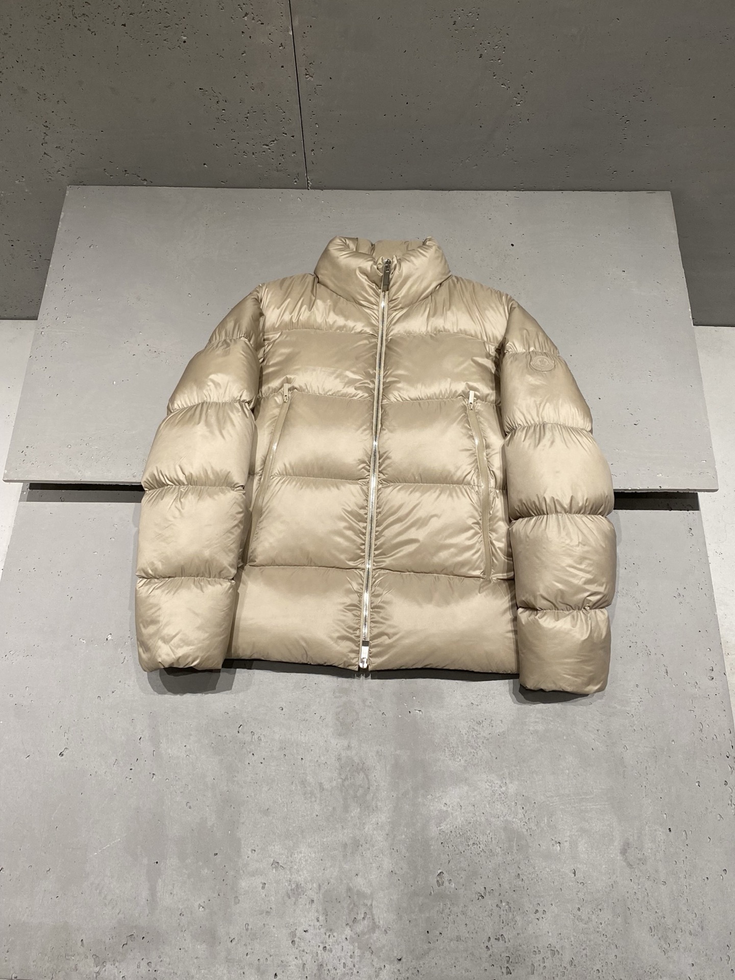 몽클레어 Moncler Tran 다운재킷